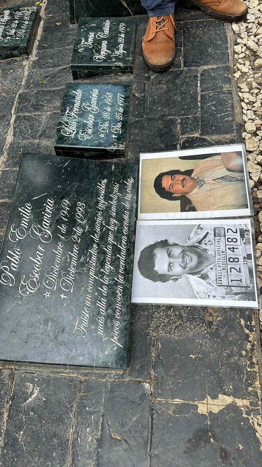 Ο τάφος του Pablo Escobar στο Μεντεγίν